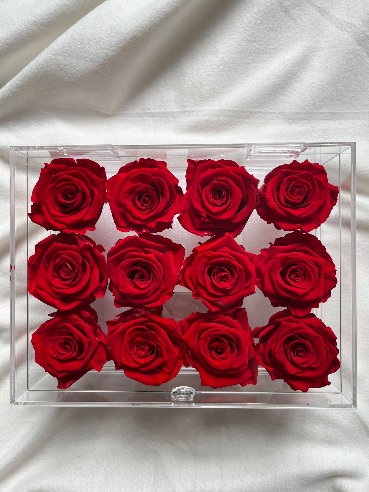 Eternal Roses Jewelry box by fleuriste in Chateauguay